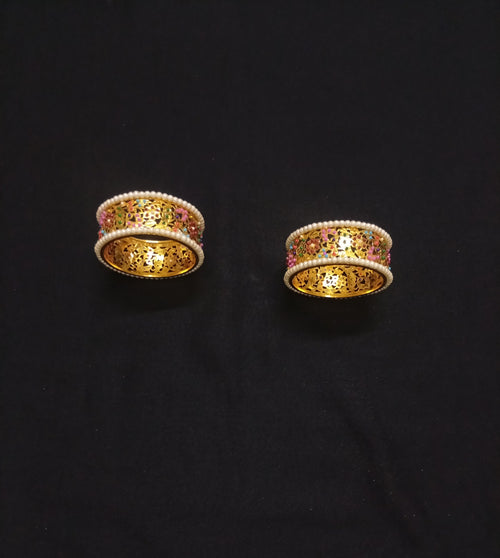 Elegant Hyderabadi Nauratan Bangles