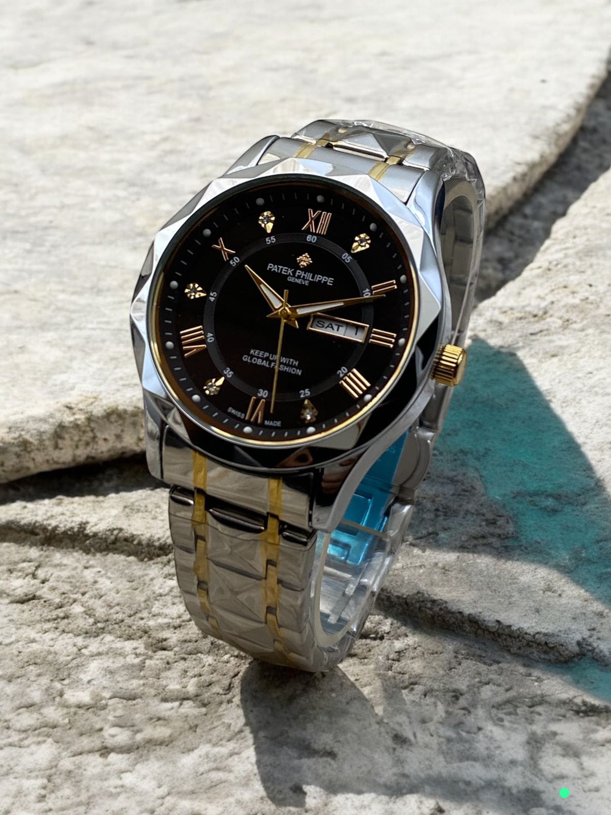 Sovereign Diamond Cut Executive Watch – Sophisticated Two-Tone Luxury
