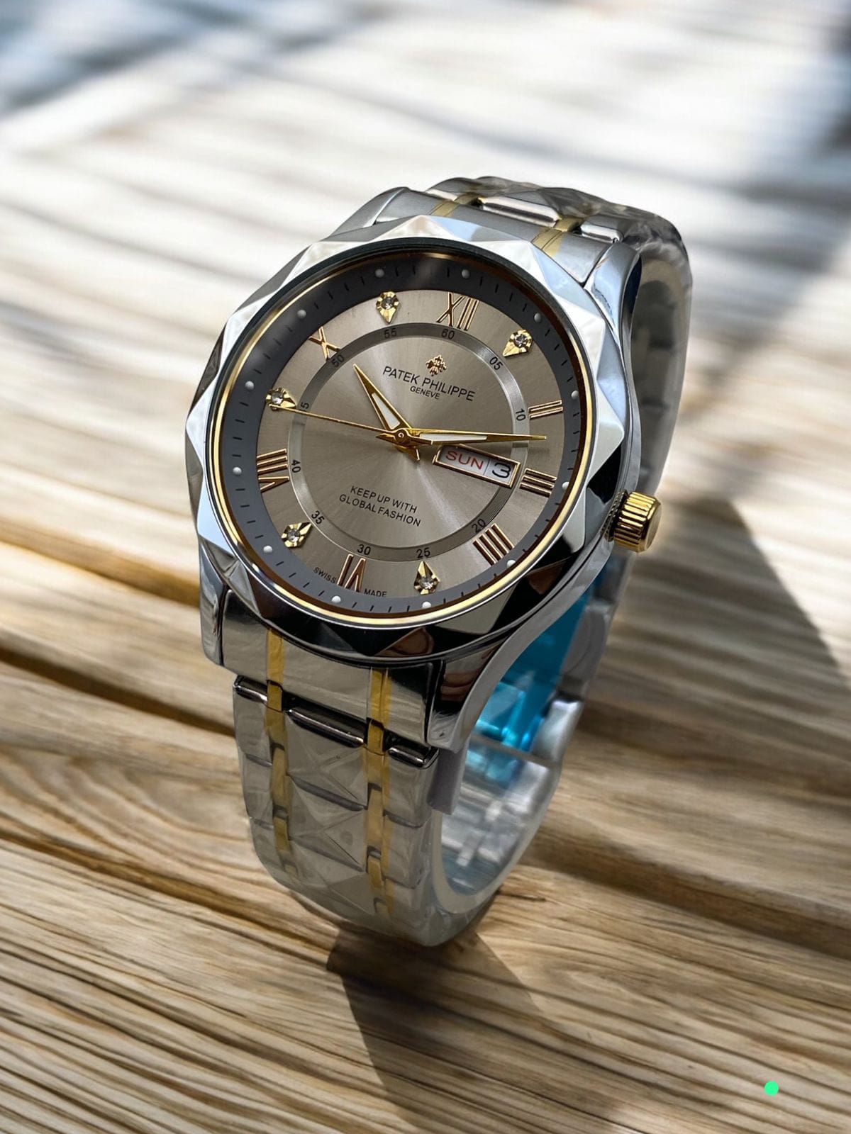 Sovereign Diamond Cut Executive Watch – Sophisticated Two-Tone Luxury